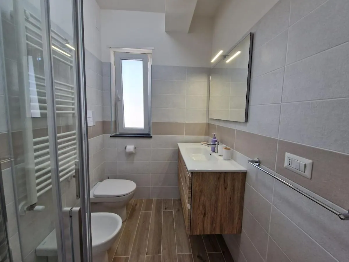 Amelie Apartment 밀라초